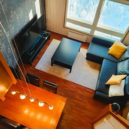 Naekoealahuoneisto 420