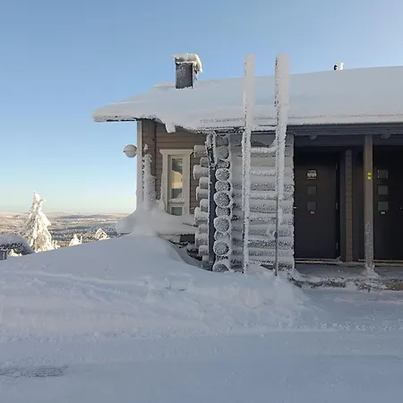 Naekoealahuoneisto 420 Syöte