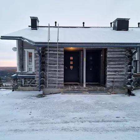 Naekoealahuoneisto 420 Appartement